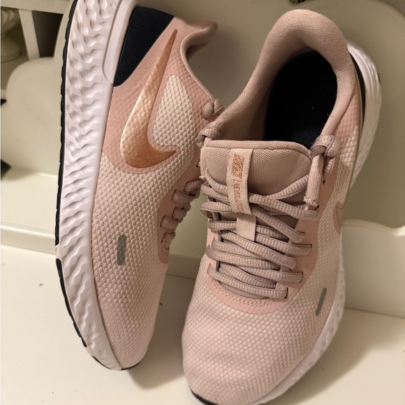 Nike Revolution Women's Revolution 5 Running Sneakers from Finish Line - Picture 2 of 9
